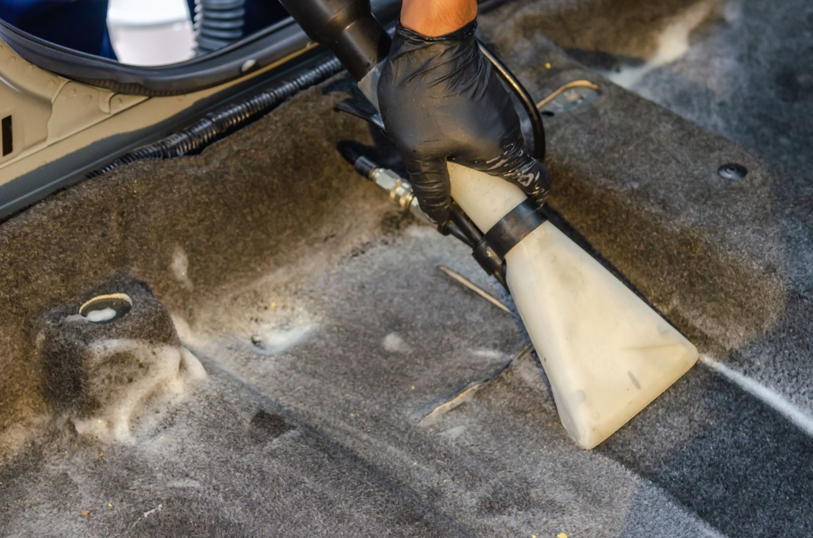 Hot-water extraction clean of car carpet